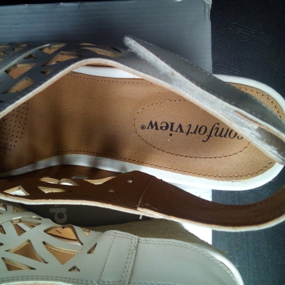 Womens ComfortView Espadrille Sandals Size 9.5M White Wedge Heel Open Toe - Picture 5 of 7